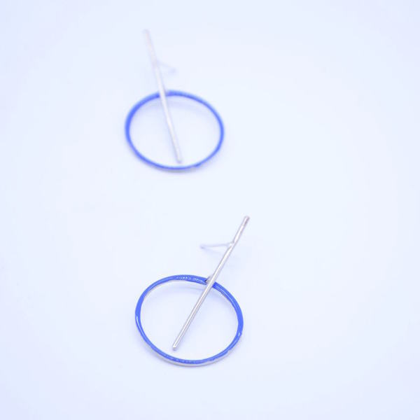 Σκουλαρίκια "μπλε κύκλος'' - ιδιαίτερο, μοντέρνο, γυναικεία, ασήμι 925, σμάλτος, αλπακάς, δώρο, σκουλαρίκια, γεωμετρικά σχέδια, χειροποίητα, minimal