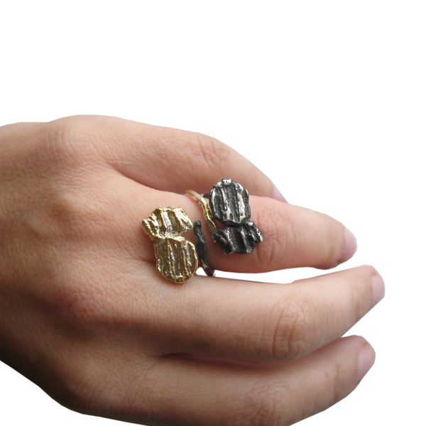 Δαχτυλίδι απο ασήμι 925 χειροποίητο/handmade modern ring/contemporary ring - statement, ασήμι, handmade, design, μοναδικό, μοντέρνο, chevalier, επιχρυσωμένα, ασήμι 925, δαχτυλίδι, δαχτυλίδια, χειροποίητα, μαύρα, ασημένια, γυναίκα, unique, boho, δώρα για γυναίκες - 4