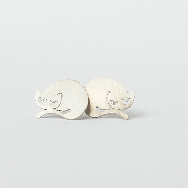 Ασημένια καρφωτά σκουλαρίκια γατούλες "Sleepy cats" - μοντέρνο, ασήμι 925, minimal, καρφωτά, κοσμήματα