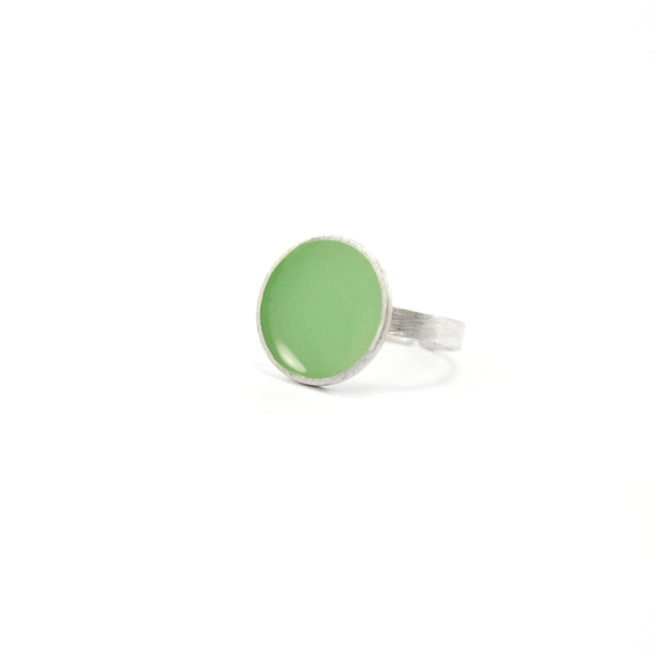 Candy ring - Pale olive color - chic, μονόχρωμες, γυαλί, μοντέρνο, ασήμι 925, δαχτυλίδι, minimal, αυξομειούμενα