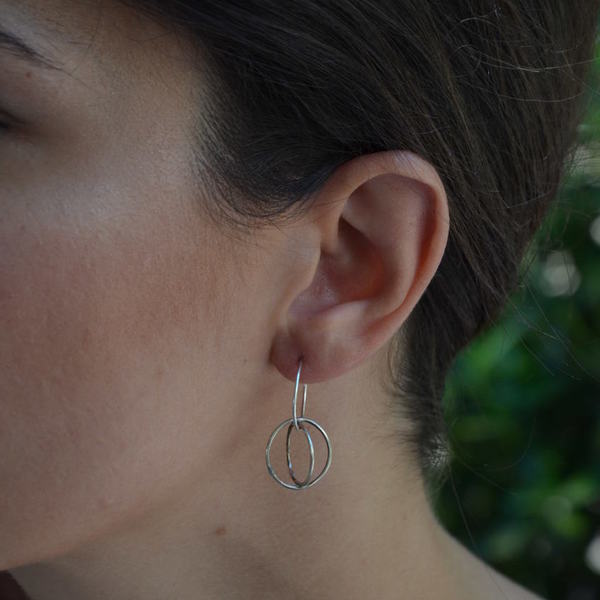 ''Circles'' earrings - μοντέρνο, ασήμι 925, γεωμετρικά σχέδια, χειροποίητα, κρίκοι, minimal - 2