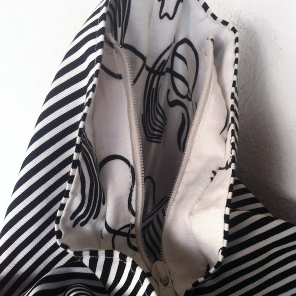 Καλοκαιρινή Τσάντα "Black Stripes" - βαμβάκι, ριγέ, γυναικεία, καλοκαίρι, ώμου, τσάντα, summer, μεγάλες, παραλία, minimal, θαλάσσης, φθηνές - 3