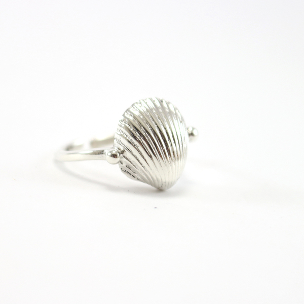 Silver shell ring - ασήμι, chic, καλοκαιρινό, μοναδικό, μοντέρνο, καλοκαίρι, ασήμι 925, δαχτυλίδι, minimal, απαραίτητα καλοκαιρινά αξεσουάρ