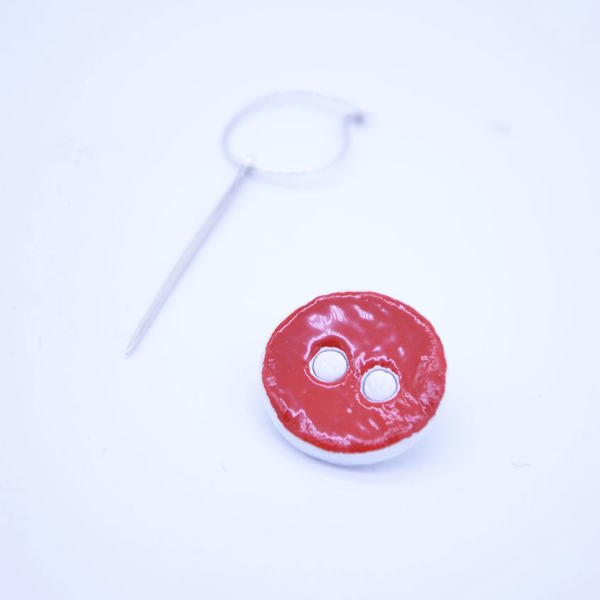 ''Red button'' earrings - μοντέρνο, ασήμι 925, ασήμι 925, σμάλτος, πηλός, σκουλαρίκια