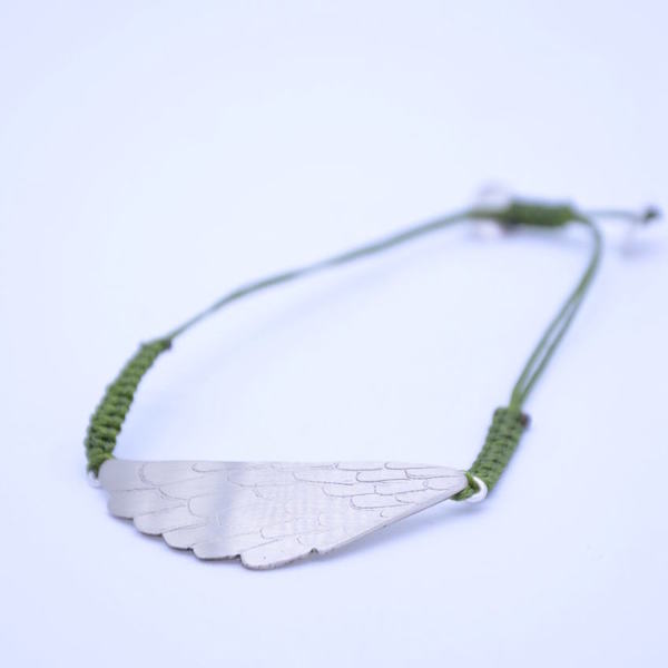 ''Wings'' bracelet - charms, κερωμένα κορδόνια, ιδιαίτερο, φτερό, αλπακάς, κορδόνια, χειροποίητα, romantic, minimal, αυξομειούμενα - 3