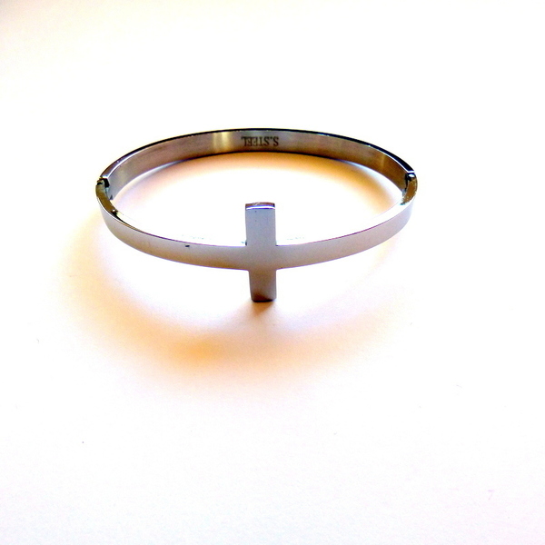βραχιόλι ( τύπου χειροπέδα ) ''σταυρός'' ασημί - chic, σταυρός, βραχιόλι, minimal, ατσάλι, bracelet