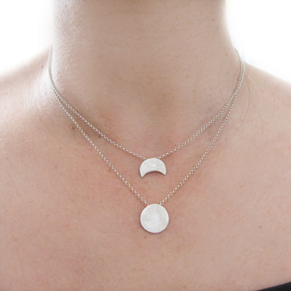 Mενταγιόν φεγγάρι με αλυσίδα |Silver moon charm necklace - ασήμι, αλυσίδες, μοντέρνο, επιχρυσωμένα, επιχρυσωμένα, ασήμι 925, κορίτσι, δώρο, φεγγάρι, χειροποίητα, δωράκι, ασημένια, γυναίκα, χριστουγεννιάτικο - 4
