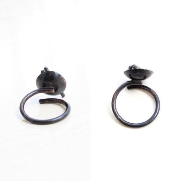 Δαχτυλίδι μικρό μωβ ημισφαίριο - μοναδικό, ορείχαλκος, χαλκός, σύρμα, κύκλος, ακρυλικό, δαχτυλίδι, minimal, boho - 3