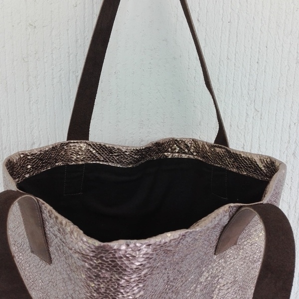 Νέα δερμάτινη shopping bag - δέρμα, δέρμα, chic, fashion, ώμου, χειροποίητα, μεγάλες, elegant, μπρούντζος, trend - 4