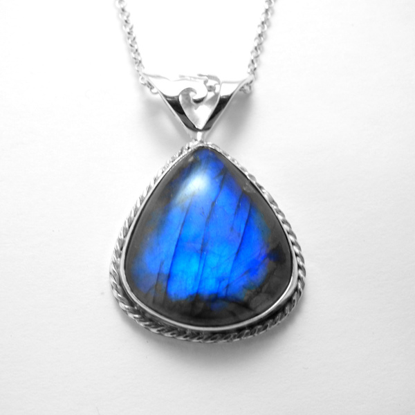 " Mystic blue Βird " - Χειροποίητο επάργυρο μενταγιόν με σκούρο Blue royal Λαβραδορίτη! - ημιπολύτιμες πέτρες, ημιπολύτιμες πέτρες, αλυσίδες, αλυσίδες, chic, handmade, βραδυνά, fashion, vintage, design, ιδιαίτερο, μοναδικό, γυναικεία, sexy, επάργυρα, επάργυρα, donkey, χειροποίητα, romantic, πριγκίπισσα, must αξεσουάρ, κλασσικά, γυναίκα, unique, ethnic, αρχαιοελληνικό, κρεμαστά, έλληνες σχεδιαστές
