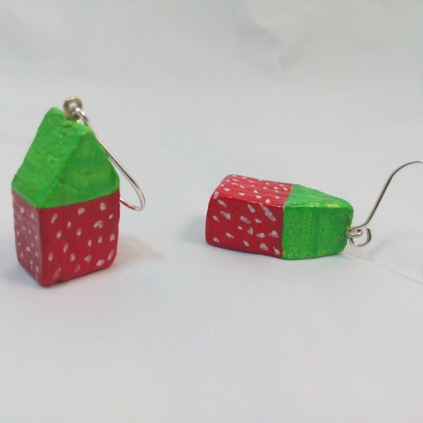 The strawberry house earrings - ασήμι, ασήμι 925, πουά, ακρυλικό, πηλός, cute, σπιτάκι, κρεμαστά