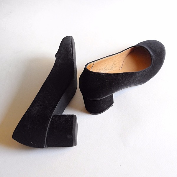 Black Velvet Block Heels - δέρμα, chic, βελούδο, χειροποίητα, all day, minimal, casual - 2