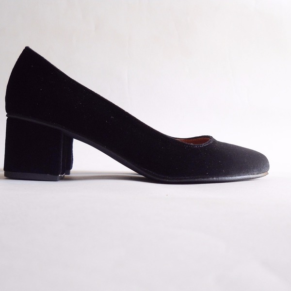 Black Velvet Block Heels - δέρμα, chic, βελούδο, χειροποίητα, all day, minimal, casual - 3