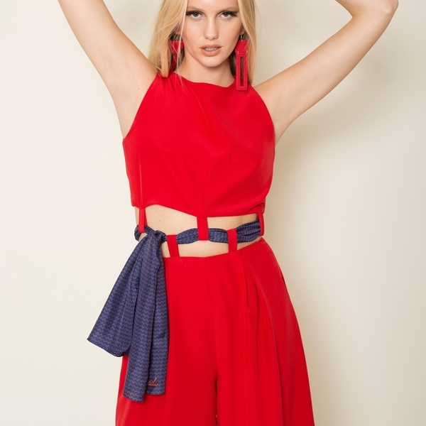 Κοκκινη κρεπ ολόσωμη φόρμα με κουφόπιετες που δένει με μεταξωτό μαντήλι στην μέση - μετάξι, χειμωνιάτικο - 4