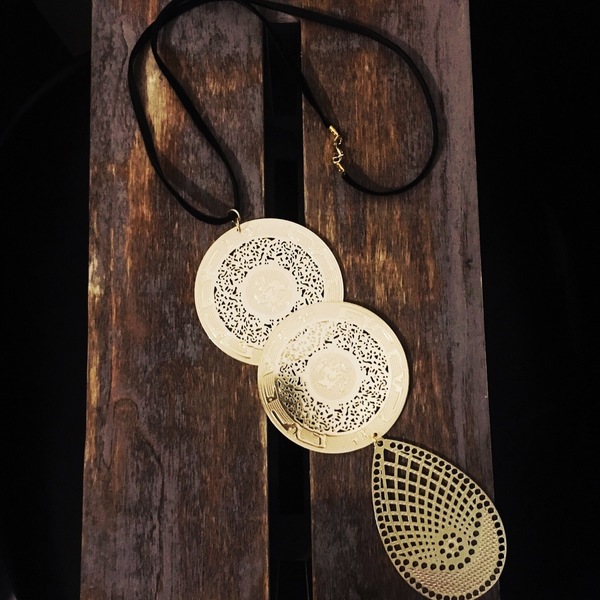 Xmas collection necklace circle - handmade, μοναδικό, μοντέρνο, κολιέ, γεωμετρικά σχέδια, χειροποίητα, must αξεσουάρ, χριστουγεννιάτικο, μεταλλικά στοιχεία - 2
