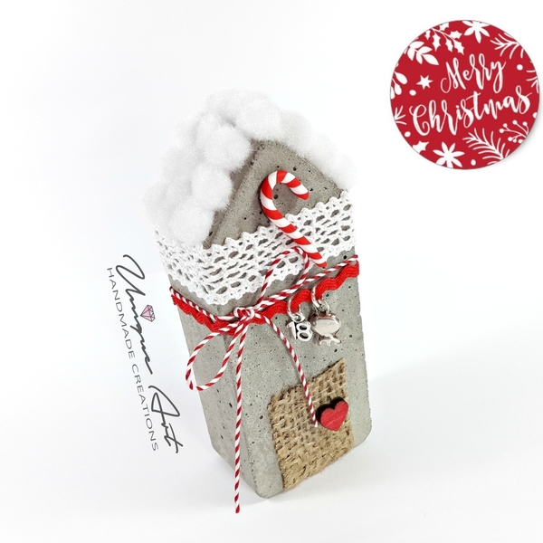 Σπιτάκι γούρι απο τσιμέντο | ''Candy house'' - δαντέλα, μοναδικό, γούρι, καρδιά, δώρο, σπίτι, τσιμέντο, τσιμέντο, pom pom, πρωτότυπο, unique, merry christmas, χριστουγεννιάτικα δώρα - 2
