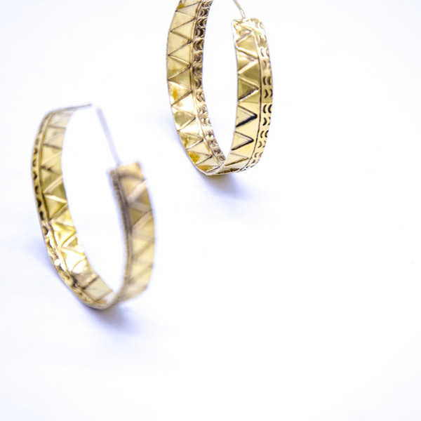 ''Hoop print earrings2'' in gold plated copper - επιχρυσωμένα, επιχρυσωμένα, χαλκός, γεωμετρικά σχέδια, χειροποίητα, κρίκοι - 4