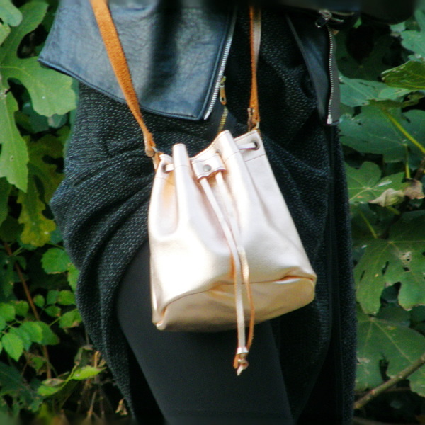 Δερμάτινη Τσάντα Πουγκί Σε Ροζ-Χρυσό Χρώμα - δέρμα, πουγκί, τσάντα - 2