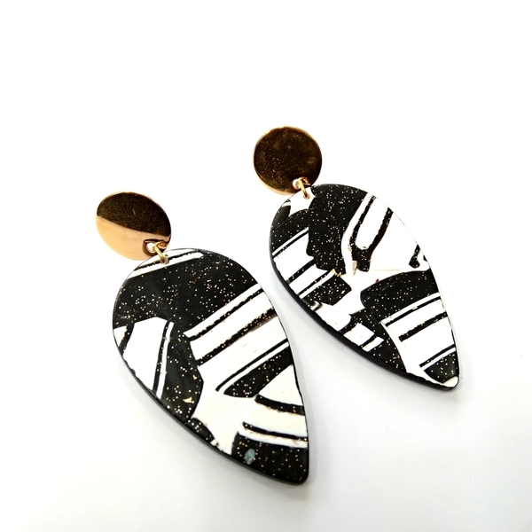 Black/white polymer clay earrings - μοναδικό, μοντέρνο, γυναικεία, πηλός, καρφωτά, μπρούντζος, polymer clay, Black Friday