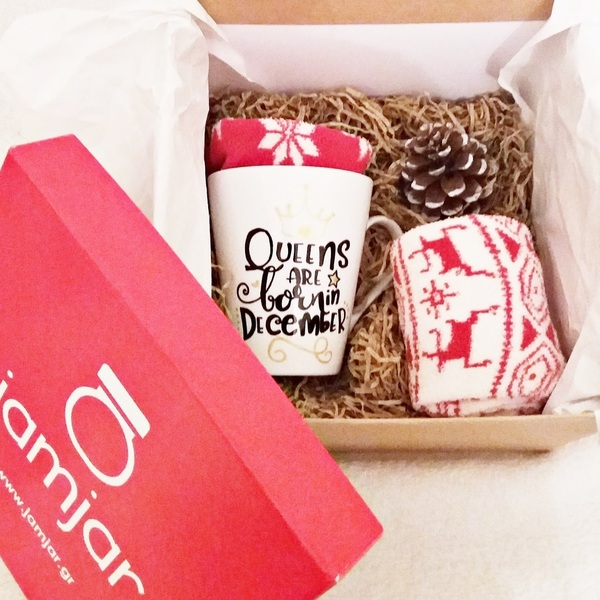 ΝΕW!!Christmas Gift Box "Queens..." - ζωγραφισμένα στο χέρι, χειροποίητα, πορσελάνη, δωράκι, γενέθλια, personalised, χριστουγεννιάτικο, unique, χριστουγεννιάτικα δώρα, κούπες & φλυτζάνια, πρωτότυπα δώρα, δώρα για γυναίκες