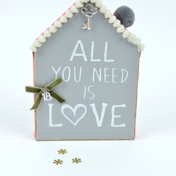 All you need is Love Γούρι 18 - ξύλο, ξύλο, ιδιαίτερο, γούρι, επάργυρα, pom pom, πρωτότυπο, χειροποίητα, χριστουγεννιάτικο, βαμβακερές κορδέλες, χριστουγεννιάτικα δώρα - 2