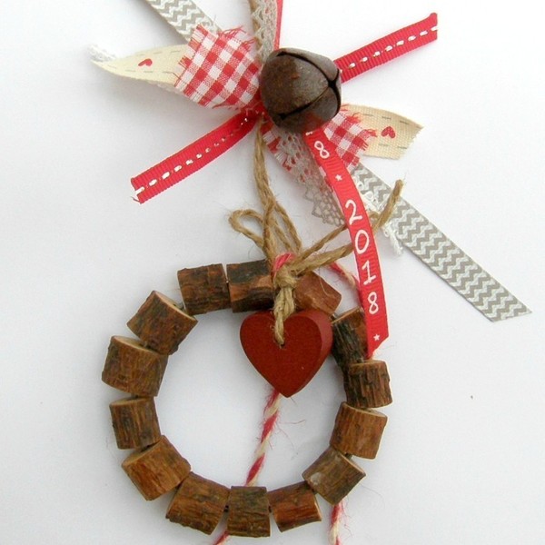 Στεφανάκι - κορδέλα, ξύλο, καρδιά, χριστουγεννιάτικο, βαμβακερές κορδέλες