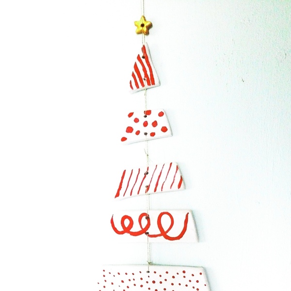 Κρεμαστό Χριστουγεννιάτικο δεντράκι - δέντρα, δώρο, αγάπη, ακρυλικό, πηλός, χριστουγεννιάτικο, χριστουγεννιάτικο δέντρο, γιορτή, διακοσμητικά, πρώτα Χριστούγεννα - 5