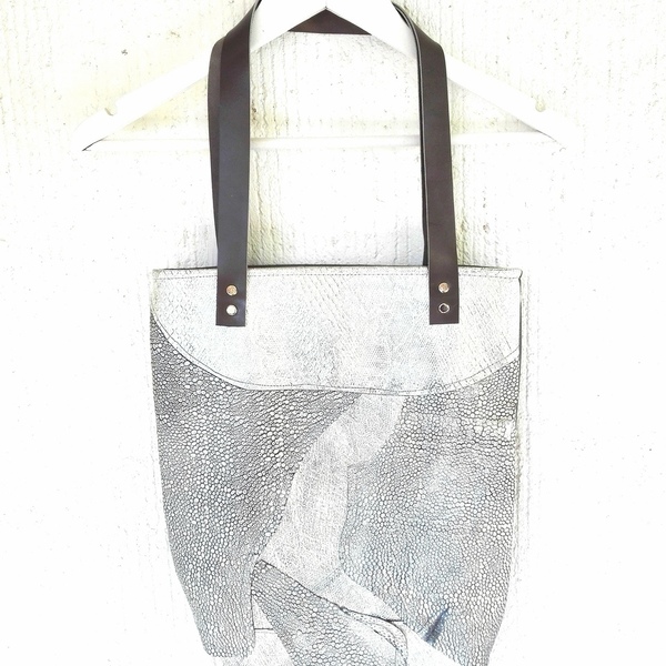 Δερμάτινη τσάντα ώμου σε patchwork design - δέρμα, δέρμα, fashion, μοντέρνο, γυναικεία, ώμου, τσάντα, χειροποίητα, αξεσουάρ, δερματίνη, boho