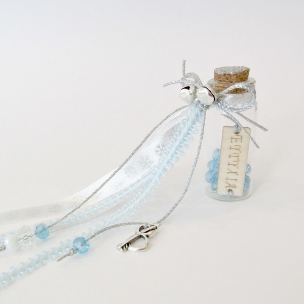 Γούρι μπουκαλάκι με γαλάζιες χάντρες (24) - διακοσμητικό, μοναδικό, γούρι, δώρο, πρωτότυπο, χειροποίητα, χάντρες, χάντρες, χριστουγεννιάτικο, μεταλλικά στοιχεία, χιονονιφάδα, χειμώνας - 3