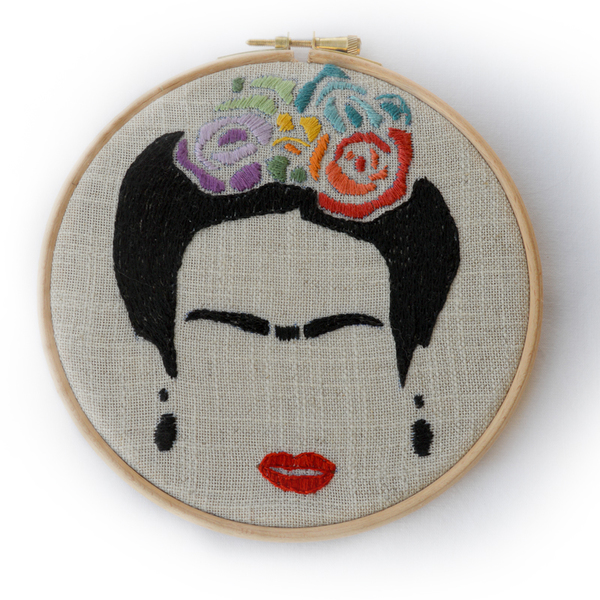 Τελάρο Διακόσμησης "Frida" - ύφασμα, κεντητά, διακοσμητικό, μοντέρνο, επιτοίχιο, δώρο, σπίτι, τοίχου, κορδόνια, γυναίκα, τελάρα κεντήματος