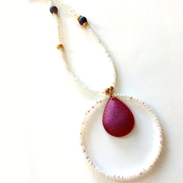 Iridescent white necklace - ημιπολύτιμες πέτρες, ημιπολύτιμες πέτρες, αχάτης, γυαλί, γυαλί, κρύσταλλα, μακρύ, κολιέ, εντυπωσιακό, μεταλλικά στοιχεία