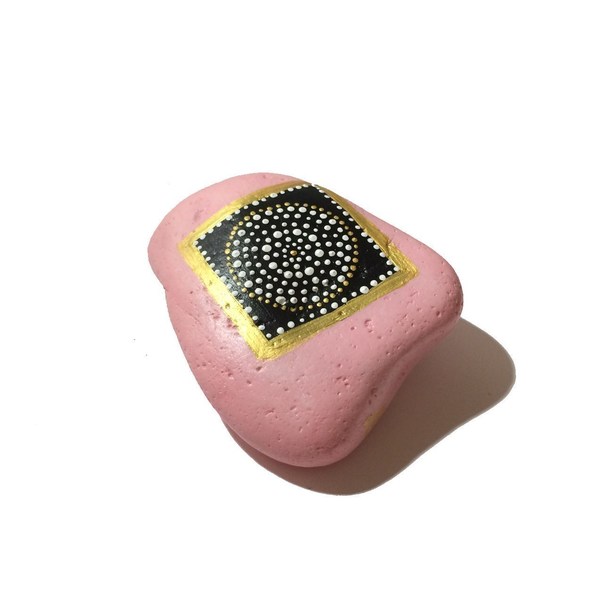 Το χρυσό τετράγωνο | Collector's Corner - ροζ, ζωγραφισμένα στο χέρι, μοναδικό, πέτρα, χρυσό, δώρο, διακόσμηση, αγάπη, ακρυλικό, διακοσμητικές πέτρες, βότσαλα - 2