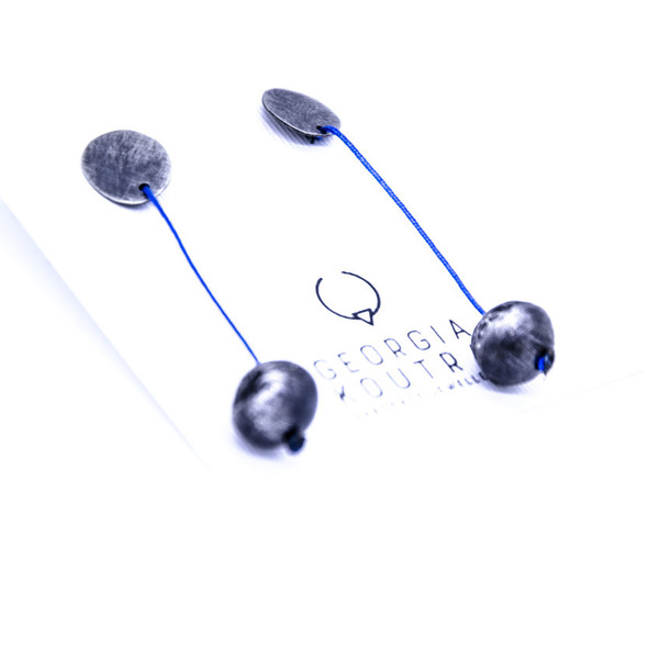 ''Blue'' oxidized silver earrings - μπλε, ασήμι, μοντέρνο, κύκλος, κορδόνια, γεωμετρικά σχέδια, χειροποίητα σκουλαρίκια με πέρλε - 3