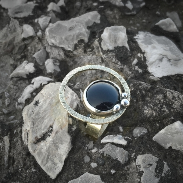 Δαχτυλίδι από αλπακά και μαύρο όνυχα - ημιπολύτιμες πέτρες, ημιπολύτιμες πέτρες, σύρμα, αλπακάς, όνυχας, όνυχας, μέταλλο, χειροποίητα, romantic, αυξομειούμενα - 3