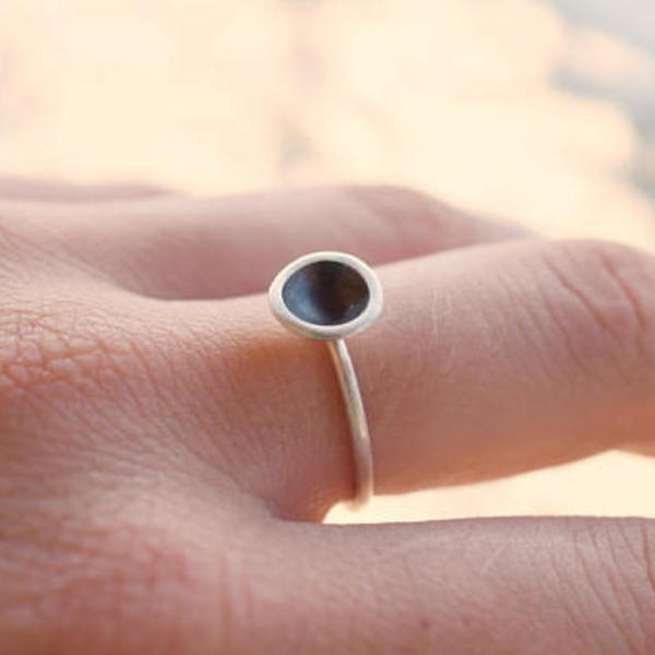 black hole ασημενιο δαχτυλιδι, χειροποιητο δαχτυλιδι απο ασημι 925 με οξειδωμενη κορυφη - ασήμι 925, minimal, μικρά - 4