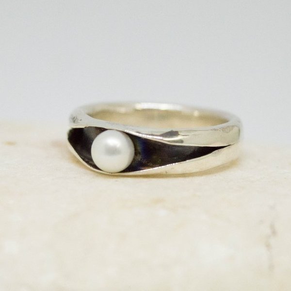 Ασημένιο δαχτυλίδι με Μαργαριτάρι - ασήμι, ημιπολύτιμες πέτρες, μαργαριτάρι, μαργαριτάρι, ασήμι 925, δώρο, δαχτυλίδι, χειροποίητα, minimal, βεράκια, δώρα για γυναίκες - 5
