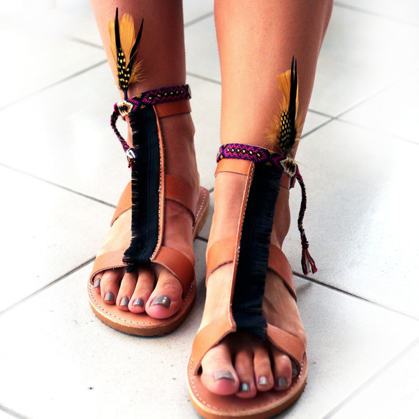 Γυναικεία χειροποιητά σανδάλια σε σκουρόχρωμες ινδιάνικες αποχρώσεις! - δέρμα, boho, gladiator, φλατ
