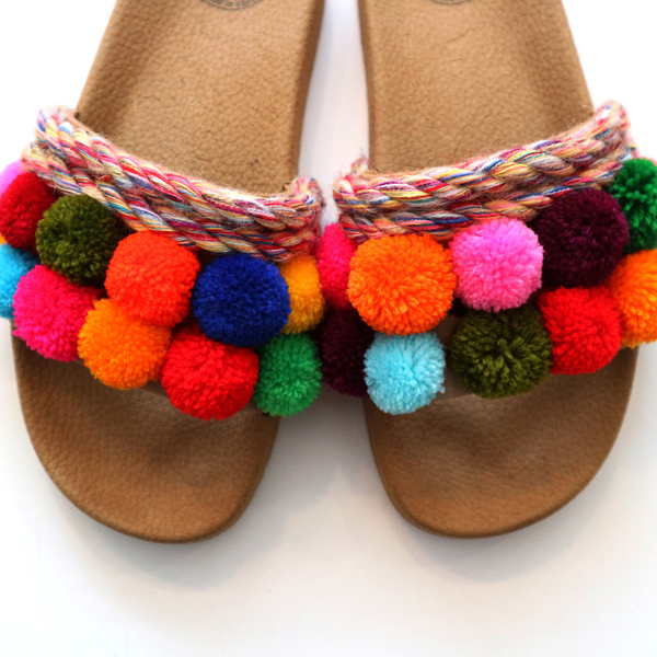 Party sandals pompoms - δέρμα, καλοκαιρινό, γυναικεία, pom pom, σανδάλια, χειροποίητα, boho, φλατ, slides - 2