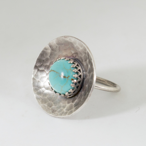 Ασημένιο δαχτυλίδι με Χαολίτη Τουρκουάζ (Howlite turquoise) - statement, ασήμι, ημιπολύτιμες πέτρες, handmade, βραδυνά, vintage, τιρκουάζ, πέτρα, ασήμι 925, χαολίτης, δαχτυλίδι, χειροποίητα, romantic, ethnic, μεγάλα