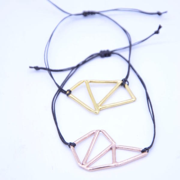''Triangle'' gold bracelet - charms, μοντέρνο, επιχρυσωμένα, ορείχαλκος, γεωμετρικά σχέδια, minimal, unisex, rock, μπρούντζος, Black Friday