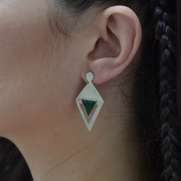 ''Triangle'' stud earrings - statement, ασήμι, μοντέρνο, σμάλτος, αλπακάς, γεωμετρικά σχέδια, minimal, unisex, rock, κρεμαστά - 3