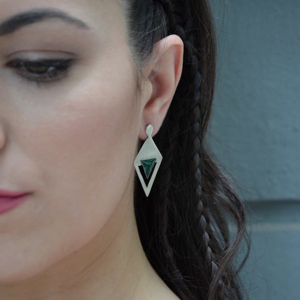 ''Triangle'' stud earrings - statement, ασήμι, μοντέρνο, σμάλτος, αλπακάς, γεωμετρικά σχέδια, minimal, unisex, rock, κρεμαστά - 4