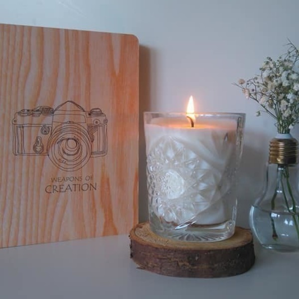 Χειροποίητο αρωματικό κερί σόγιας σε διάφανο σκαλιστό ποτήρι - κερί, αρωματικά κεριά, σόγια, αρωματικό χώρου, κερί σόγιας - 2