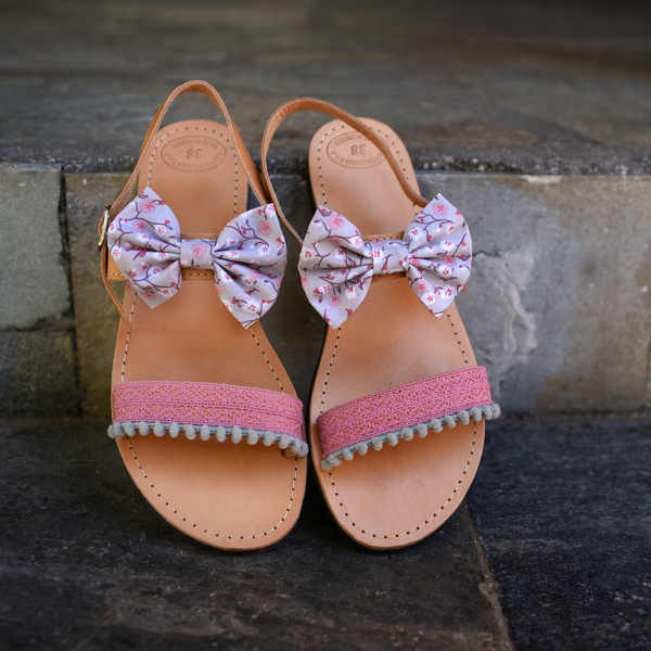 Leather sandals "Blossom Bow" - δέρμα, φλοράλ, romantic, minimal, slides