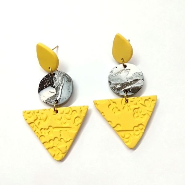 Yellow boho earrings - statement, βραδυνά, μοντέρνο, πηλός, γεωμετρικά σχέδια, καρφωτά, boho, ethnic, κρεμαστά - 2