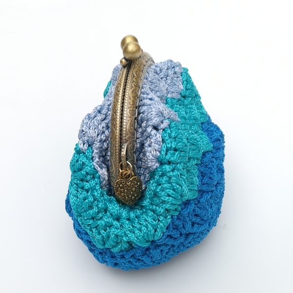 Πορτοφόλι κροσέ με πλαίσιο κλικ κλακ σε φωτεινό μπλε χρώμα, τυρκουάζ και γαλάζιο - ύφασμα, πλεκτό, πορτοφολάκι, crochet, πορτοφόλια κερμάτων - 3