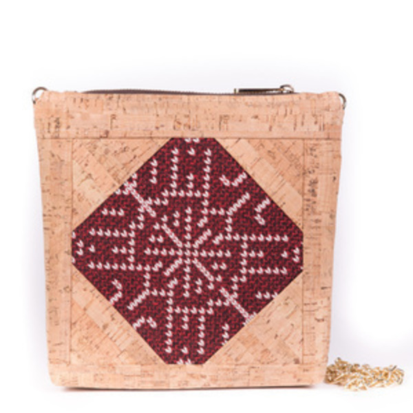 Τσάντα από Φελλό και Ύφασμα Red Snowflake - ύφασμα, αλυσίδες, χιαστί, γεωμετρικά σχέδια, all day, boho, ethnic, φελλός, δώρα για γυναίκες