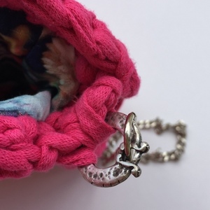 Φούξια τσάντα με αλυσίδα - χιαστί, crochet, πλεκτές τσάντες, μικρές - 3