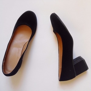 Black Velvet Block Heels - Διαθέσιμο σε 37 - δέρμα, chic, βελούδο, χειροποίητα, all day, minimal, casual - 4