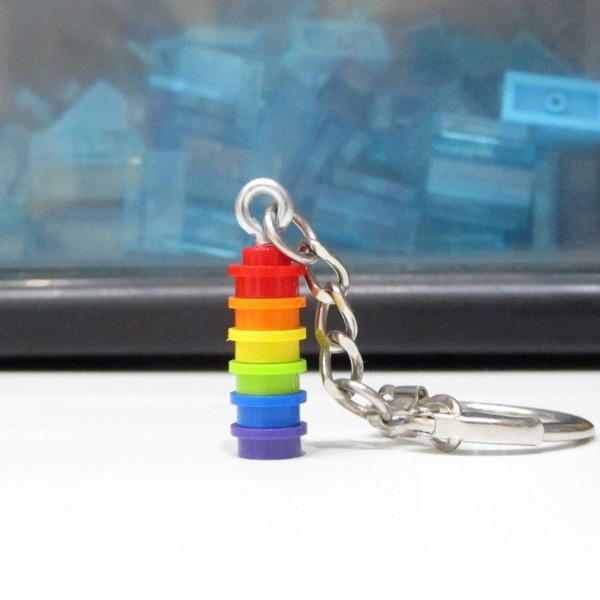 Μπρελόκ Rainbow από Τουβλάκια! - πολύχρωμο, μπρελόκ, κλειδί, χειροποίητα, ουράνιο τόξο, δωράκι, unisex, τουβλάκια, δώρα γενεθλίων, σπιτιού - 5